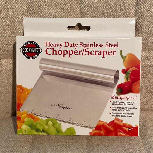 Norpro heavy duty stainless steel 6” Pastry Scraper/Chopper, NEW IN BOX - Picture 1 of 1